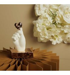 Mano in gesso su base con applicazione oro rosa (cl26267)