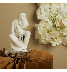 Coppia in gesso su base con applicazione cuore argento (cl26265)