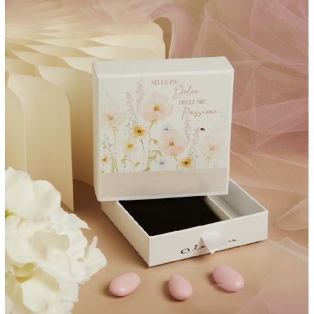 Scatolina confettata con fiori rosa (26027)
