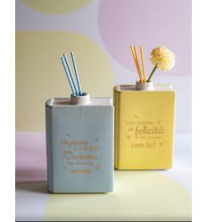 Profumatore libro azzurro con scritta con fiore (C4303F)